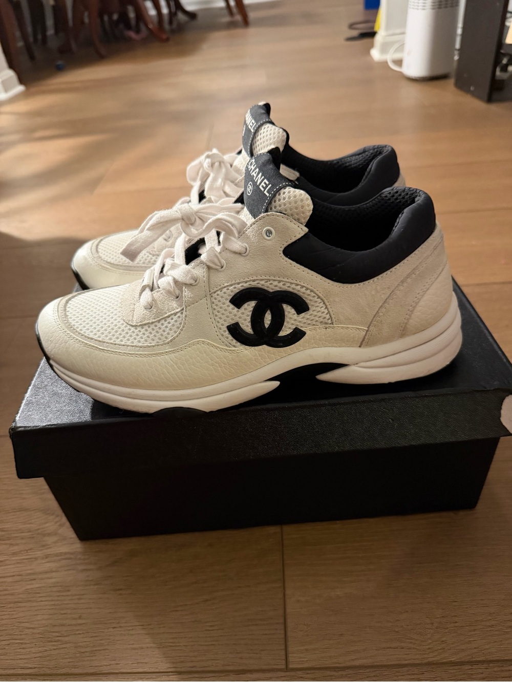 CHANEL Cream and Black Leather Logo Sneakers - Picture 2 of 6